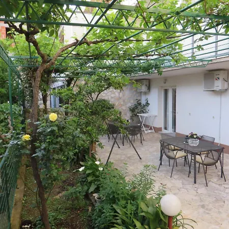 Apartment Apartman Argus 2 Makarska